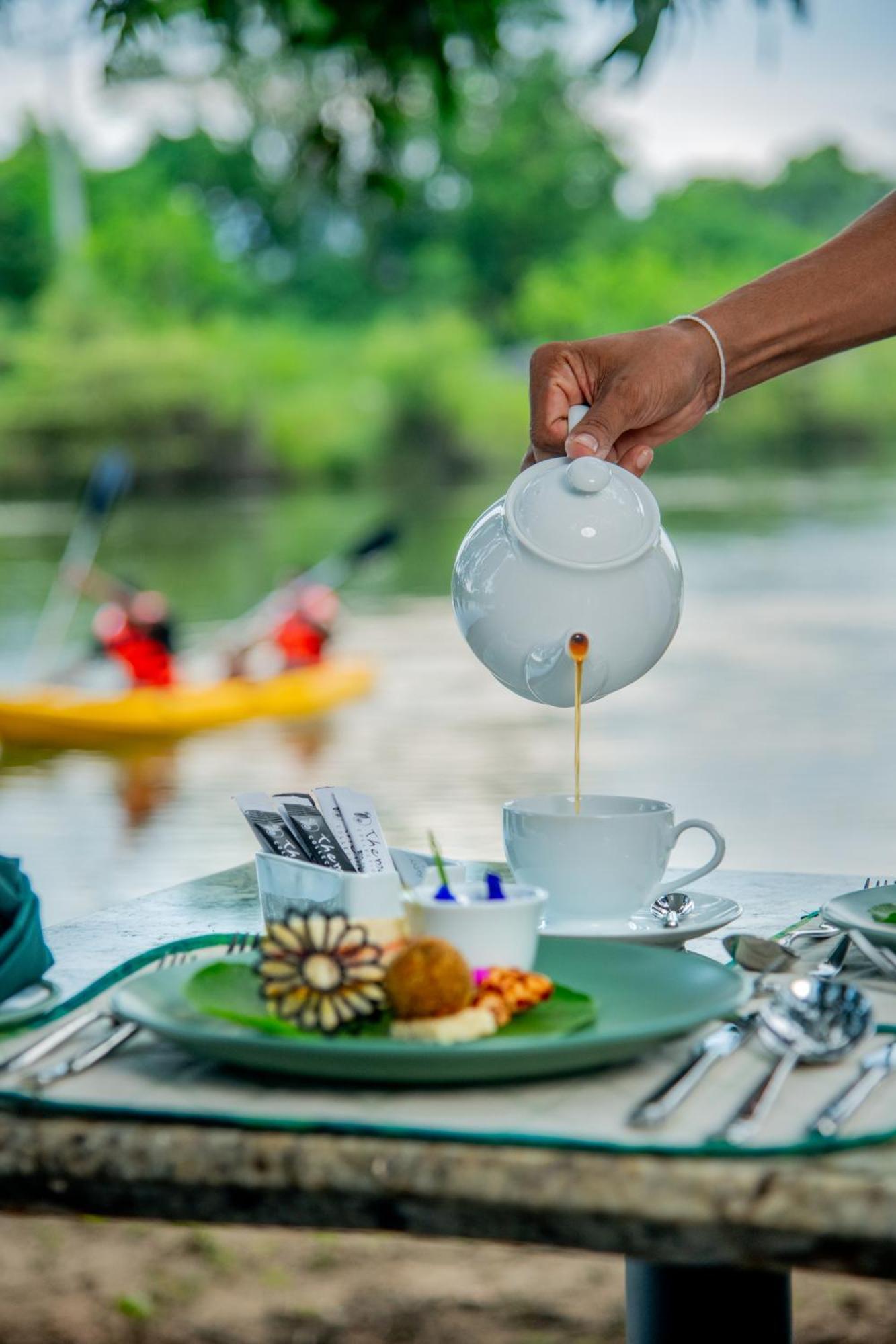 Waraka - Udawalawe By Thema Collection Hotel ภายนอก รูปภาพ