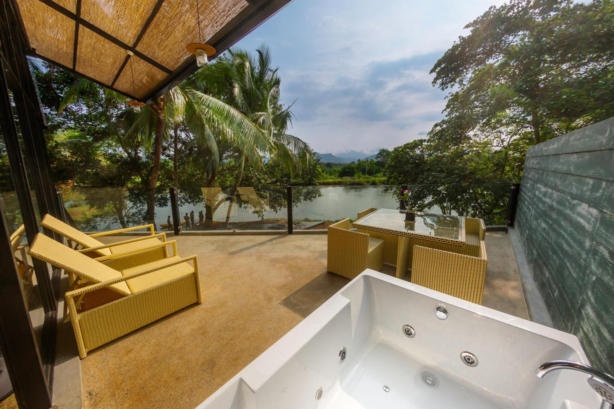 Waraka - Udawalawe By Thema Collection Hotel ภายนอก รูปภาพ