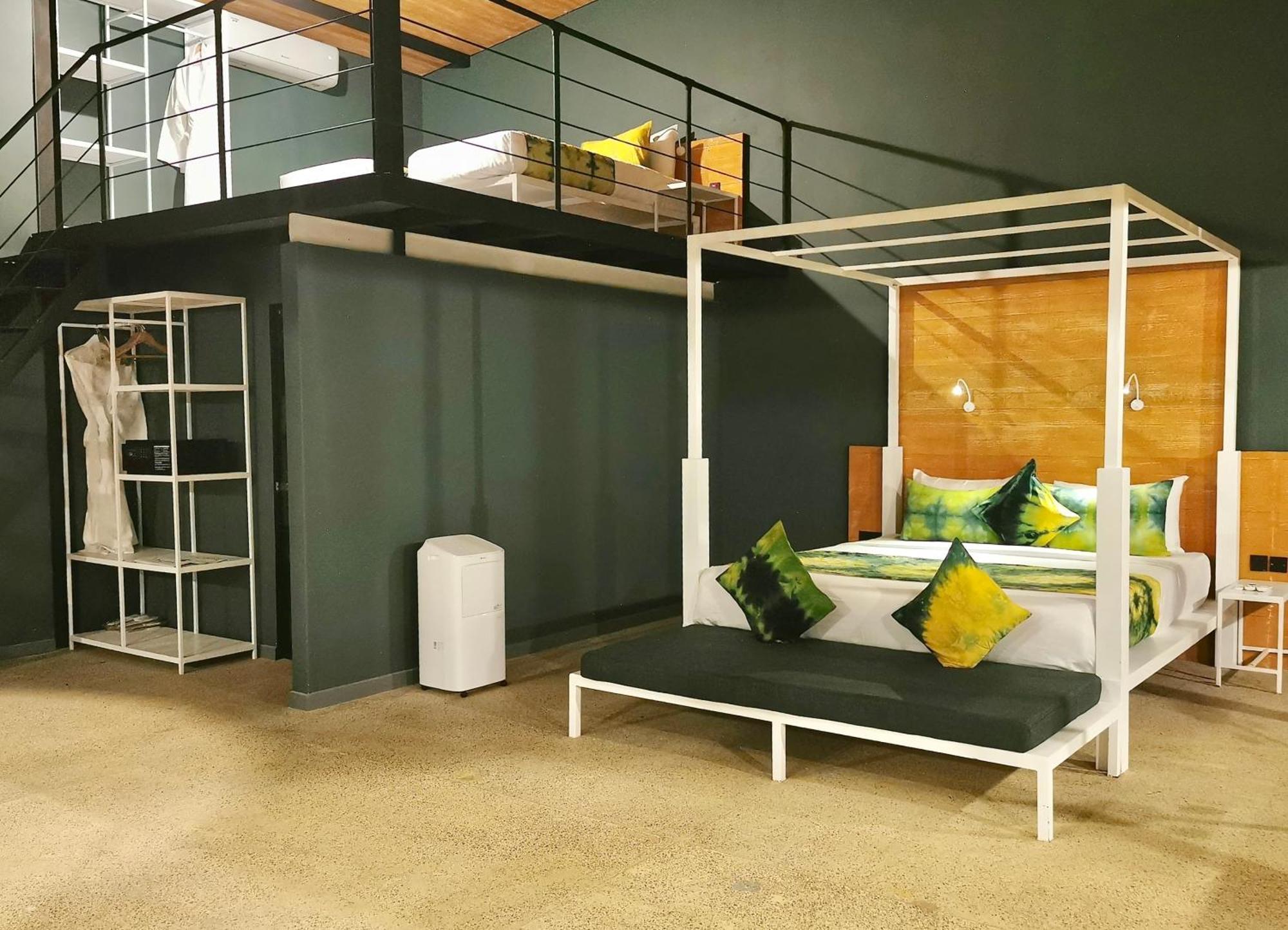 Waraka - Udawalawe By Thema Collection Hotel ภายนอก รูปภาพ